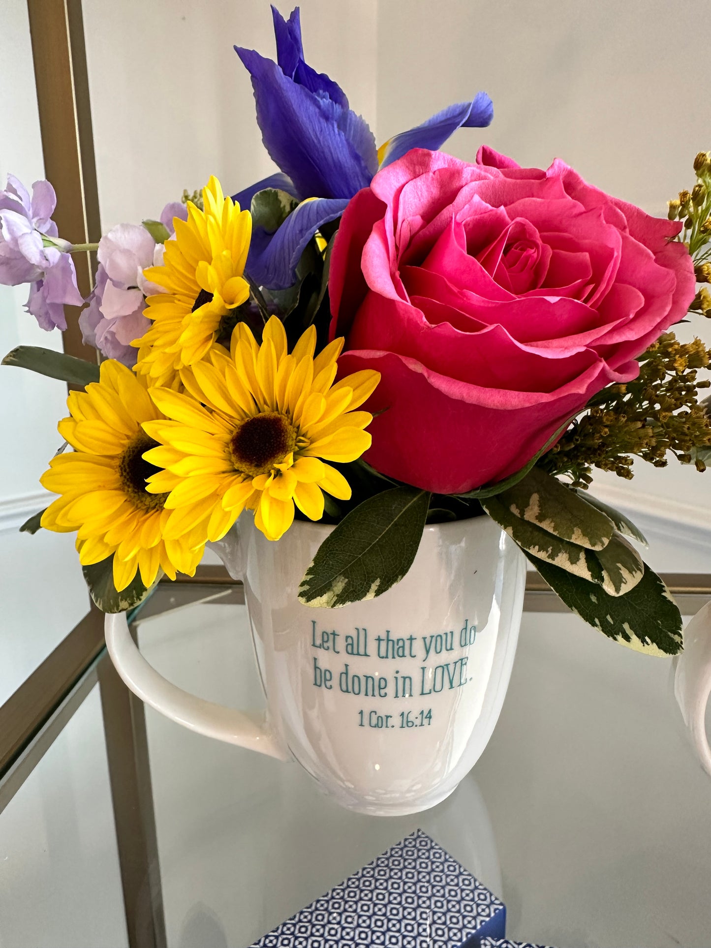 Teacher appreciation flower/coffee mug set.
