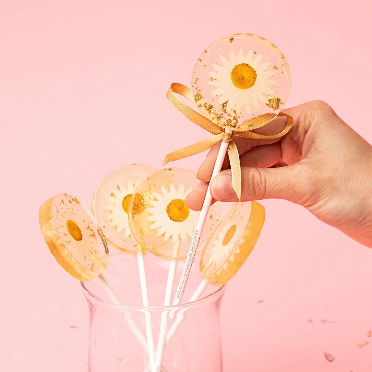 Daisy and Gold Lollipop