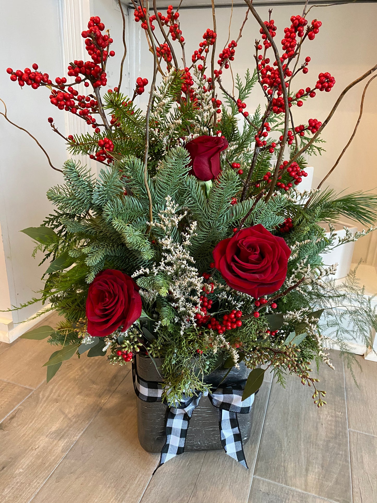 "Holly Jolly" Christmas Arrangement