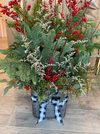 "Holly Jolly" Christmas Arrangement